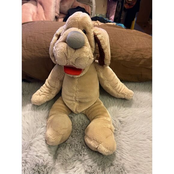 Vintage 1981 Ganz Bros Wrinkles Hound Dog Hand Puppet Plush 18” Brown Tan Stuffe - Picture 1 of 6